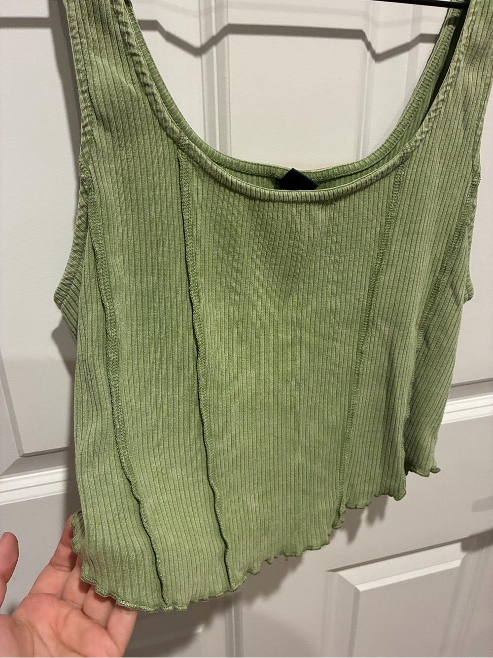 Light Green Ribbed Tank Top - Picture 4 of 6